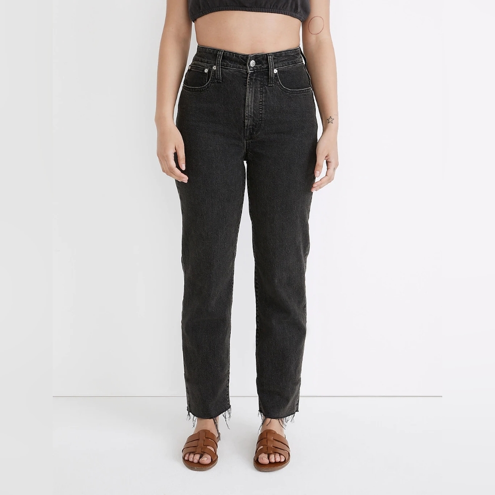 the curvy petite perfect vintage straight jean in lunar wash